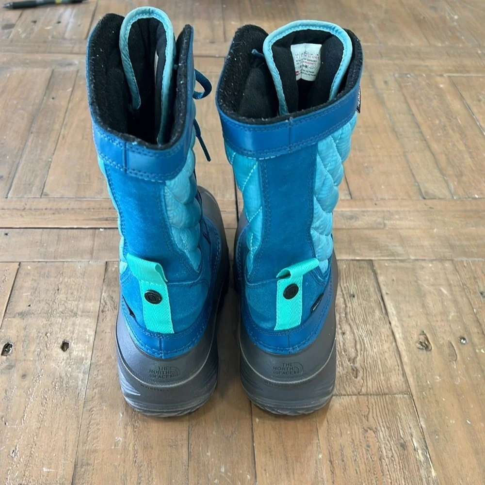 North face shellista thermoball mid lace snow boots